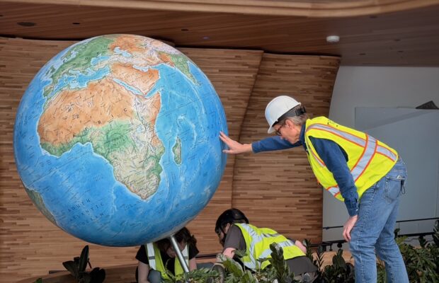 Bespoke Green | 65cm Floor Standing Globe | Brisbane II - Globemakers